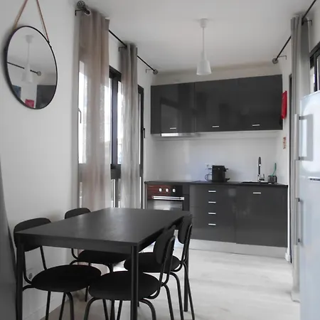 - Rosemary Apartman *